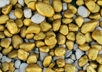 Is there gold on UK beaches