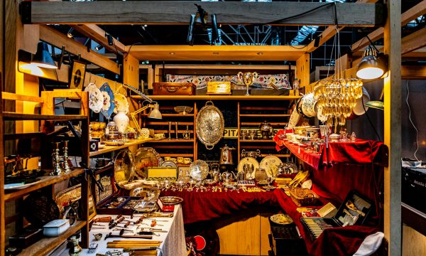 What is the biggest antique fair in the UK
