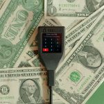 How to spot an investment scammer
