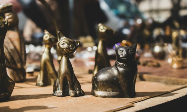 What are the best antique markets in Europe