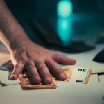 What are the warning signs of an investment scam