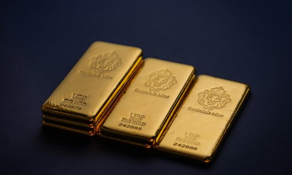 How do you trade in gold